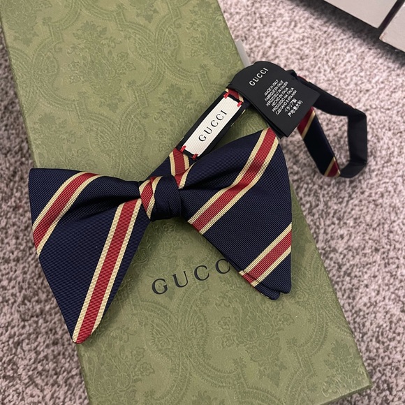 GUCCI, striped BOWTIE, Navy/Red - Picture 5 of 6